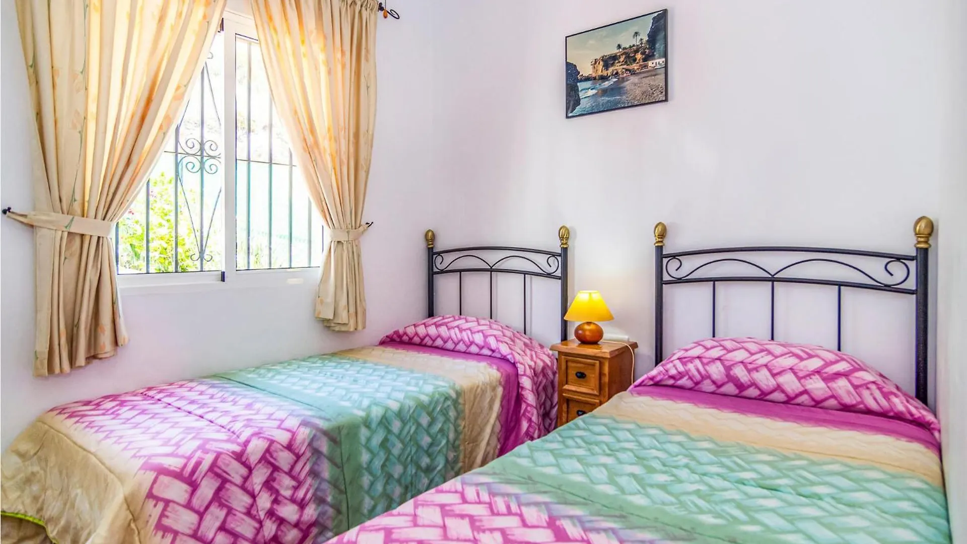 Gorgeous Home In Nerja With House Sea View Španělsko